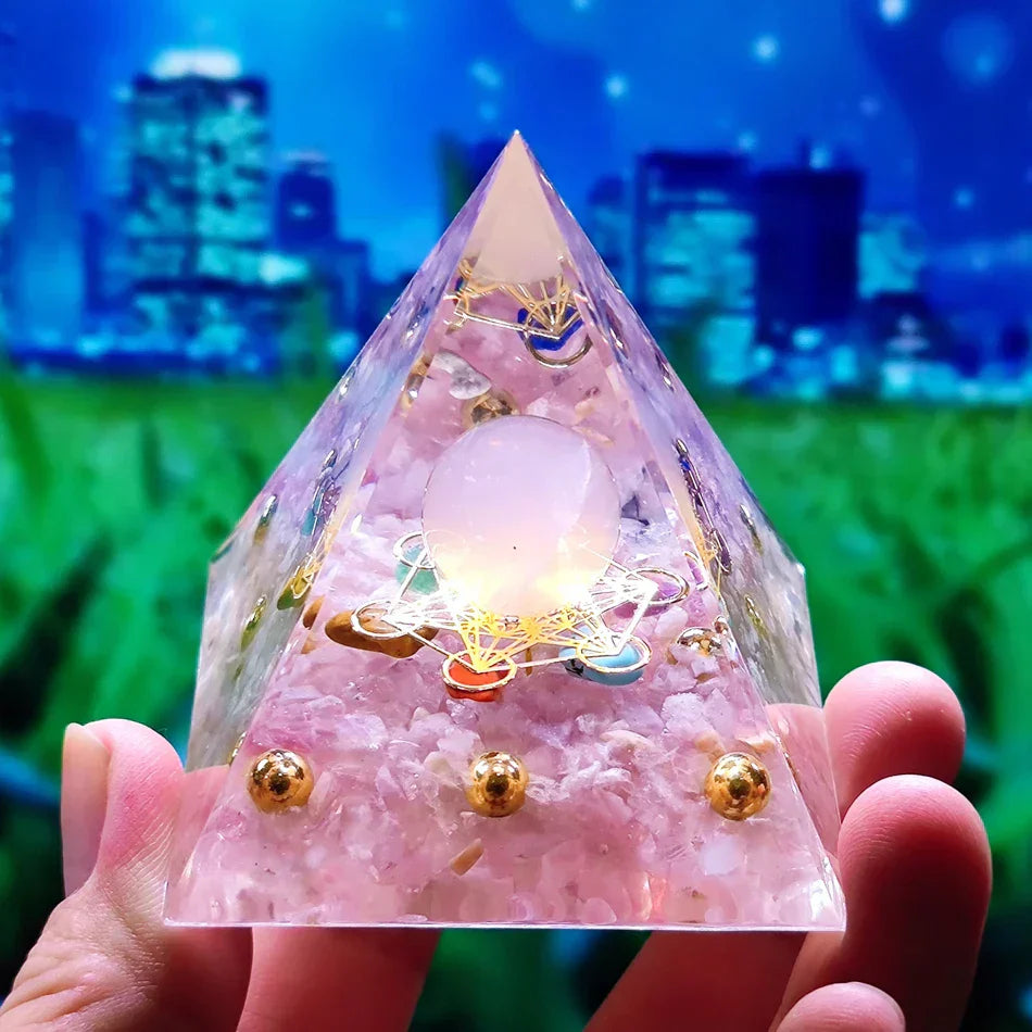 Pyramide der positiven Energie | 1+1 GRATIS