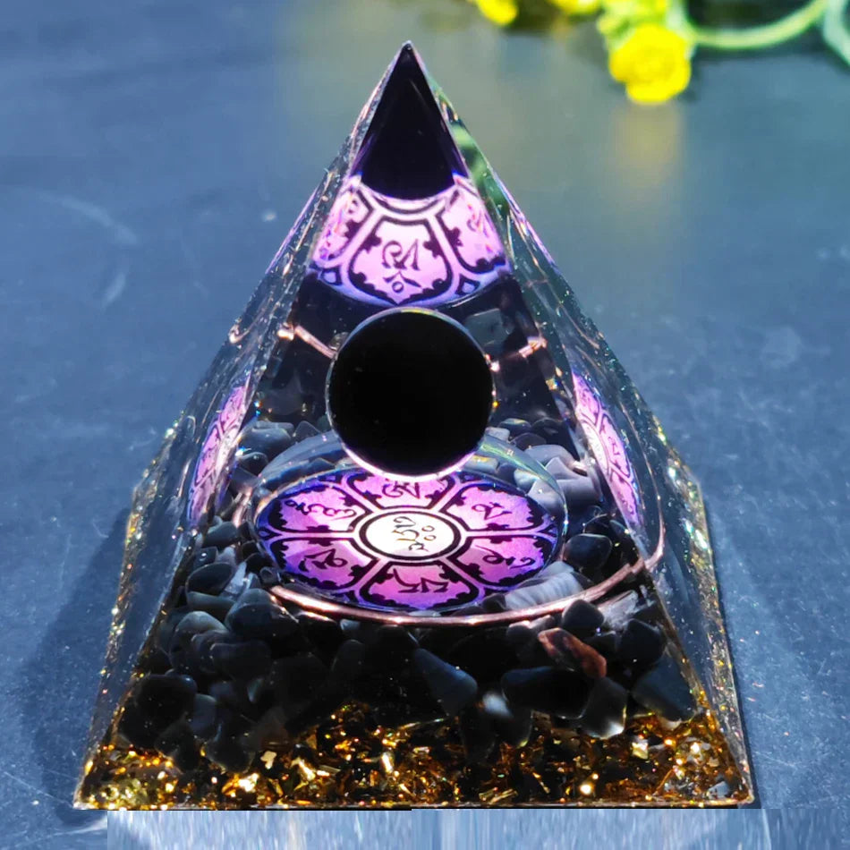 Pyramide der positiven Energie | 1+1 GRATIS